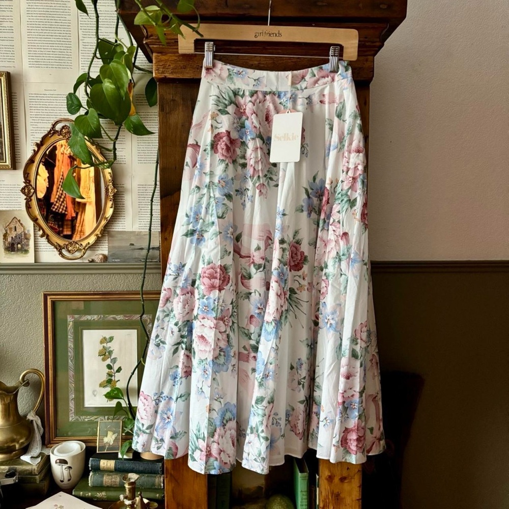 XXS Cotswolds Sangria Skirt